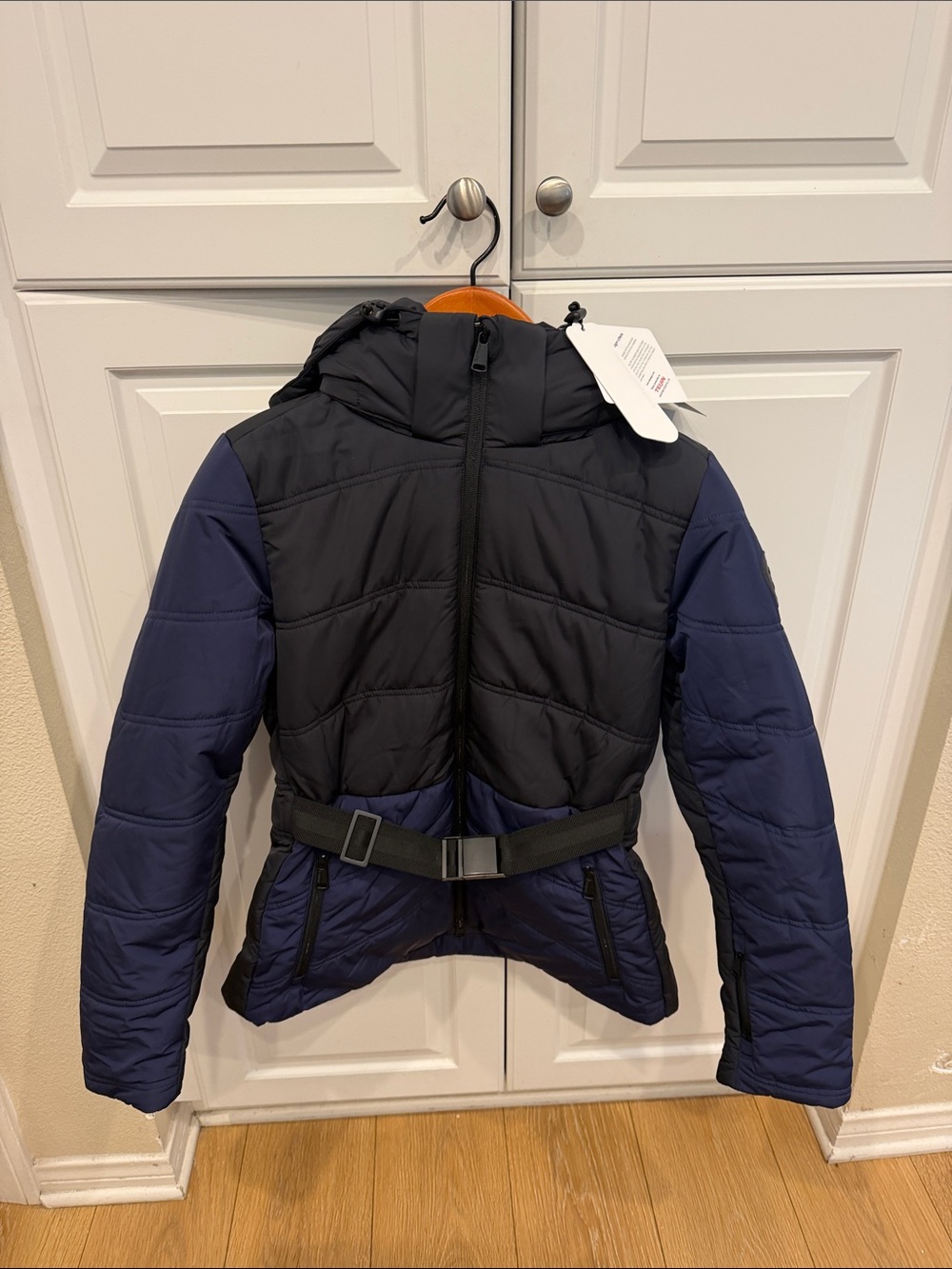 Women’s  Navy & Black Hooded Puffer Jacket with Belt